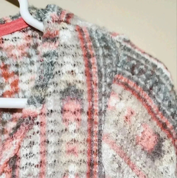 Maurices Women's Size Large Long Sleeve Knit Top Lace Crochet Trim Soft - Picture 4 of 7